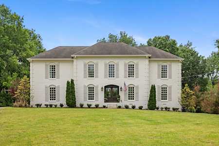 5123 Woodland Hills Dr Brentwood, TN 37027