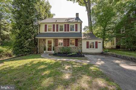 418 E Wynnewood Rd Wynnewood, PA 19096