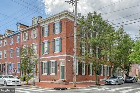 104 Queen St Philadelphia, PA 19147