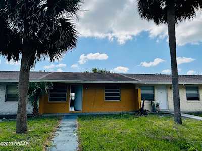 1189 Jimmy Ann Drive Daytona Beach, FL 32117