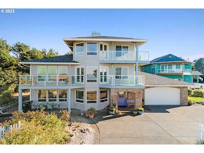 175 Fishing Rock DR Depoe Bay, OR 97341