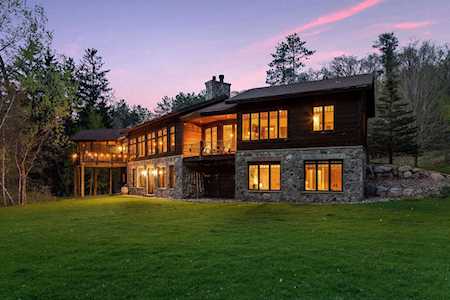 2675 Trading Post Trail S Afton, MN 55001