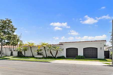 1907 Chubasco Dr Corona Del Mar, CA 92625