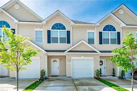 205 Astra Ln Chesapeake, VA 23325