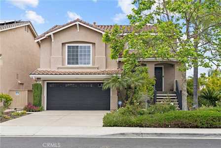 32 Deerborn Dr Aliso Viejo, CA 92656