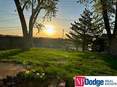 2535 S 123rd St Omaha, NE 68144