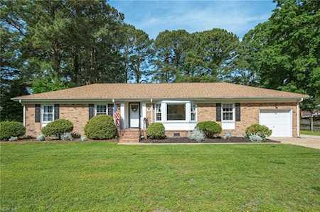 4216 River Shore Rd Portsmouth, VA 23703