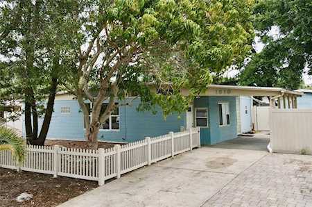 1519 Chandler Ave Clearwater, FL 33755