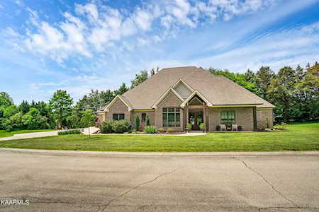 1807 Clingman View Dr Alcoa, TN 37701