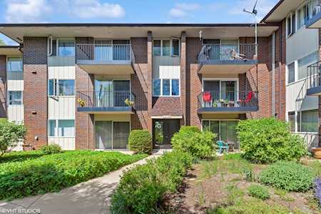 5S070 Pebblewood Ln #G11 Naperville, IL 60563