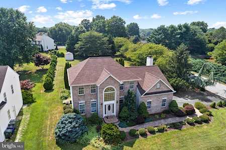 1 Winchester Ct Bear, DE 19701