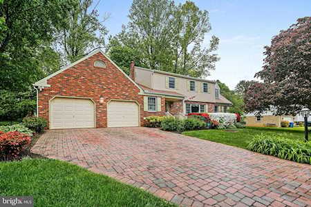 2412 Rochelle Dr Fallston, MD 21047