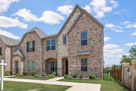 6900 Fairfield Lane North Richland Hills, TX 76182