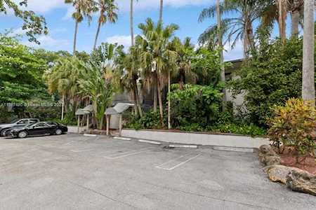 3265 Virginia St #8 Miami, FL 33133