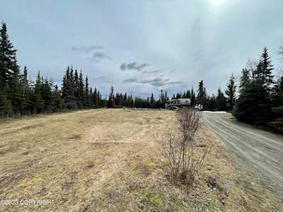 51015 Sei Ln Kenai, AK 99611