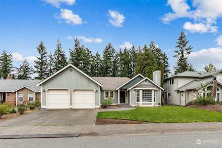 26104 Lake Wilderness Country Club Dr SE Maple Valley, WA 98038