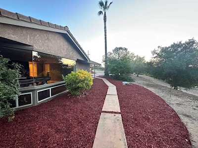 3102 Via Luiseno Alpine, CA 91901