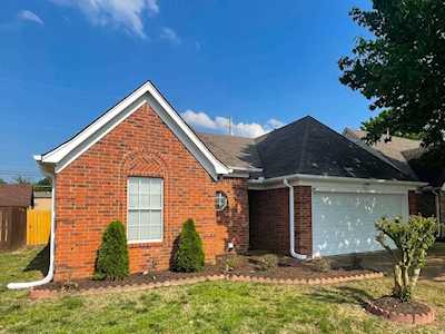 8445 Bridge Creek Dr Memphis, TN 38016