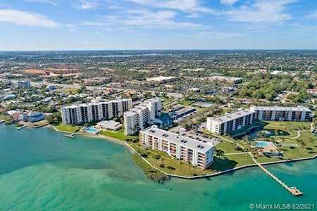 100 Intracoastal Place #207 Tequesta, FL 33469