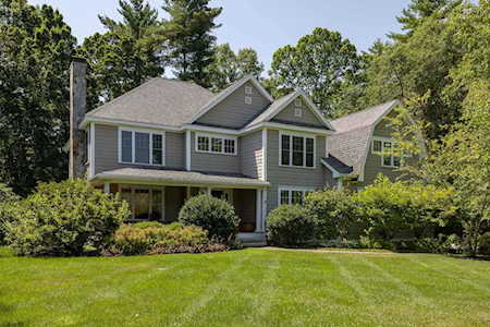 3 Hemlock Way Stratham, NH 03885