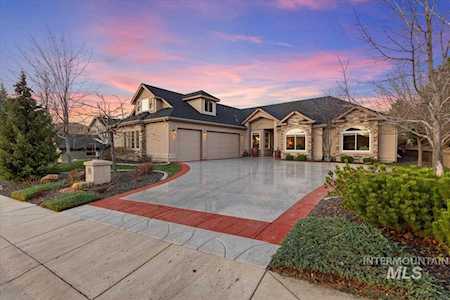 4952 N Arrow Crest Way Boise, ID 83703