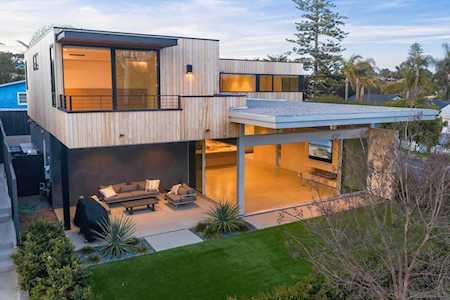 664 Cornish Encinitas, CA 92024