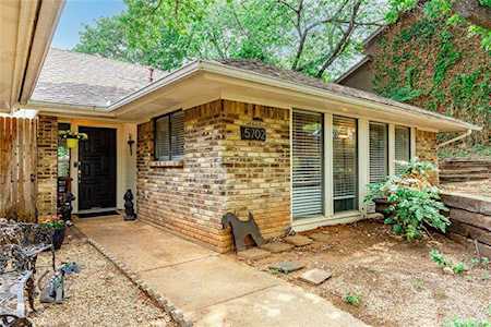 5702 Trails Edge Court Arlington, TX 76017