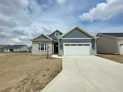 3910 Bay Circle Champaign, IL 61822
