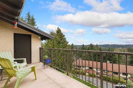 1702 NE 179th St #A302 Shoreline, WA 98155
