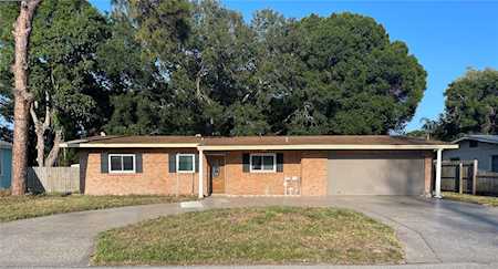 1007 39th St W Bradenton, FL 34205