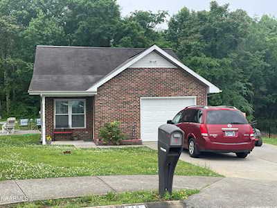 718 Shane Dr Maryville, TN 37804