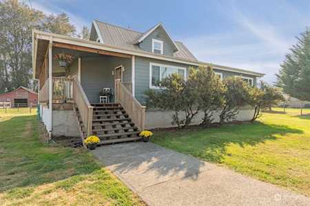 203 S Welcome Slough Rd Cathlamet, WA 98612