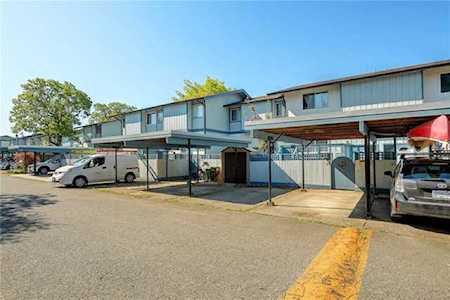 3987 Gordon Head Rd #12 Saanich, BC V8N 3X5