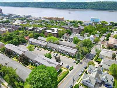130 Glenwood Ave #3 Yonkers, NY 10703