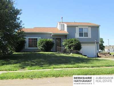 2201 Parker Circle Omaha, NE 681100000