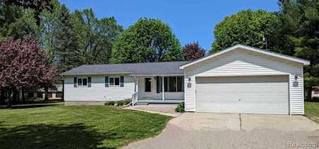 9140 Silver Lake Rd Argentine Twp, MI 48451