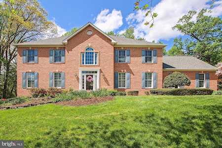 2708 Howard Grove Rd Davidsonville, MD 21035