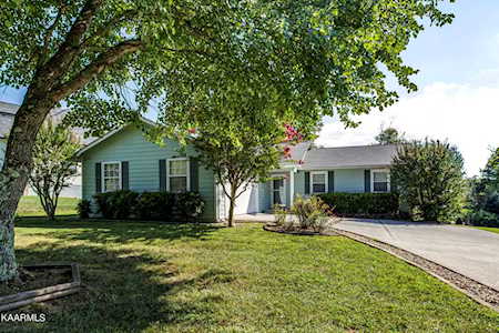 121 Chatuga Dr Loudon, TN 37774