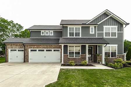 2610 Kingfisher Dr Murfreesboro, TN 37128