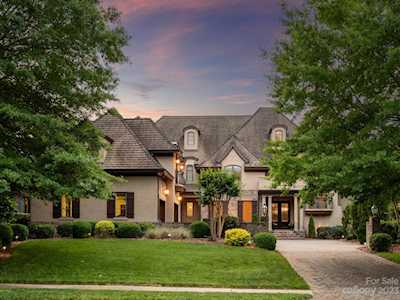 304 Eagle Bend Dr Waxhaw, NC 28173