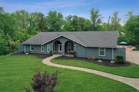 15875 Kettington Rd Chesterfield, MO 63017
