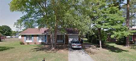 1028 Patrick Dr Fayetteville, NC 28314
