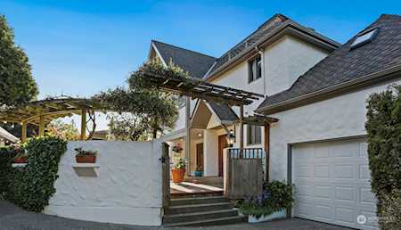2803 NW 94th St Seattle, WA 98117