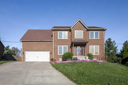 2233 Wilmington Ln Lexington, KY 40513