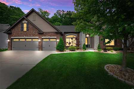 2025 Paul Renaud Blvd Lake St Louis, MO 63367