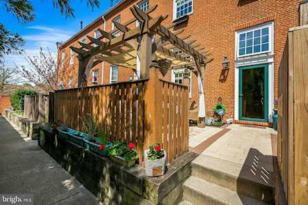 829 1/2 S Sharp St Baltimore, MD 21230