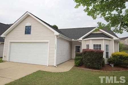 1424 Cairo Way Fuquay Varina, NC 27526