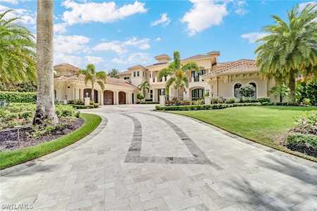 2556 Escada Dr Naples, FL 34109