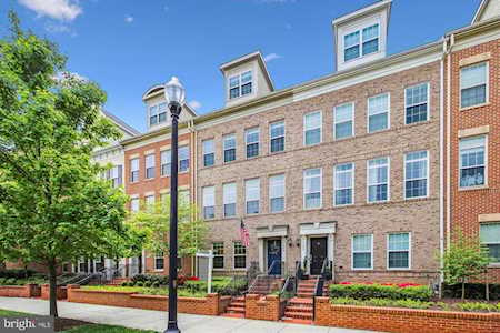 406 N George Mason Dr Arlington, VA 22203