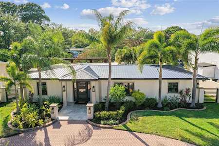 2115 S West Shore Blvd Tampa, FL 33629